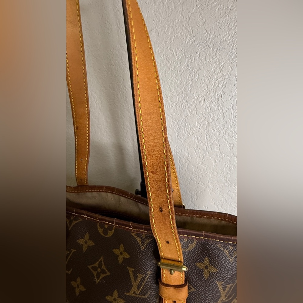 Vintage Louis Vuitton Bucket Tote with COA - Picture 3 of 12